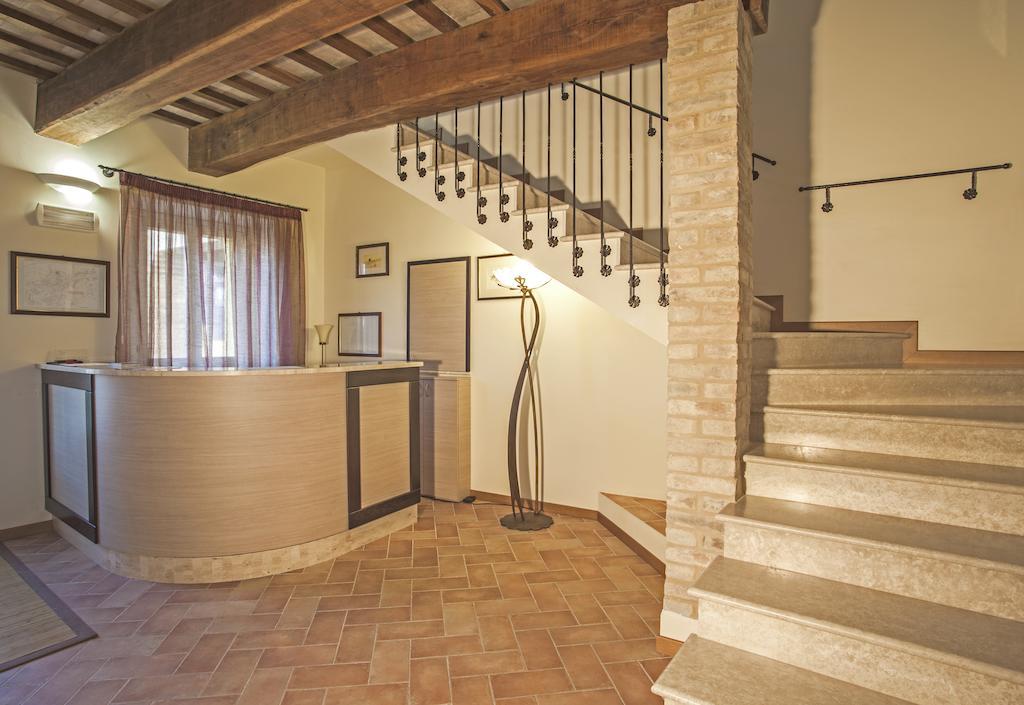 Il Ristoro Del Viandante Hotel Offagna Bagian luar foto